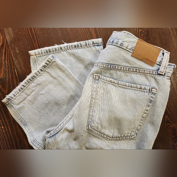Aeropostale High-Rise Baggy Jean LIGHT Wash Size 4 NWOT - Picture 12 of 12